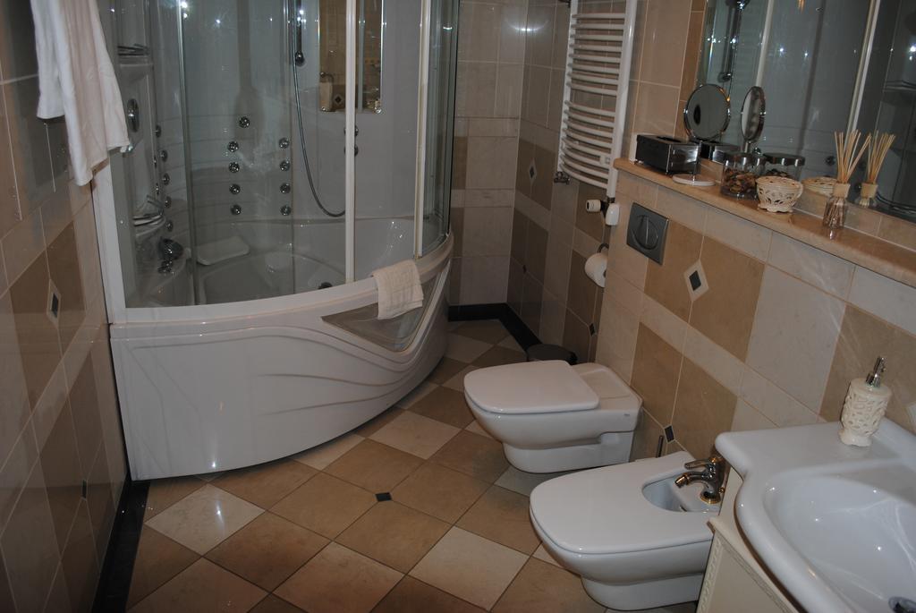 Palac Brzezno Spa & Golf Oborniki Śląskie Δωμάτιο φωτογραφία