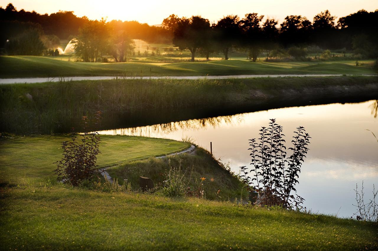 Palac Brzezno Spa & Golf Oborniki Śląskie Εξωτερικό φωτογραφία